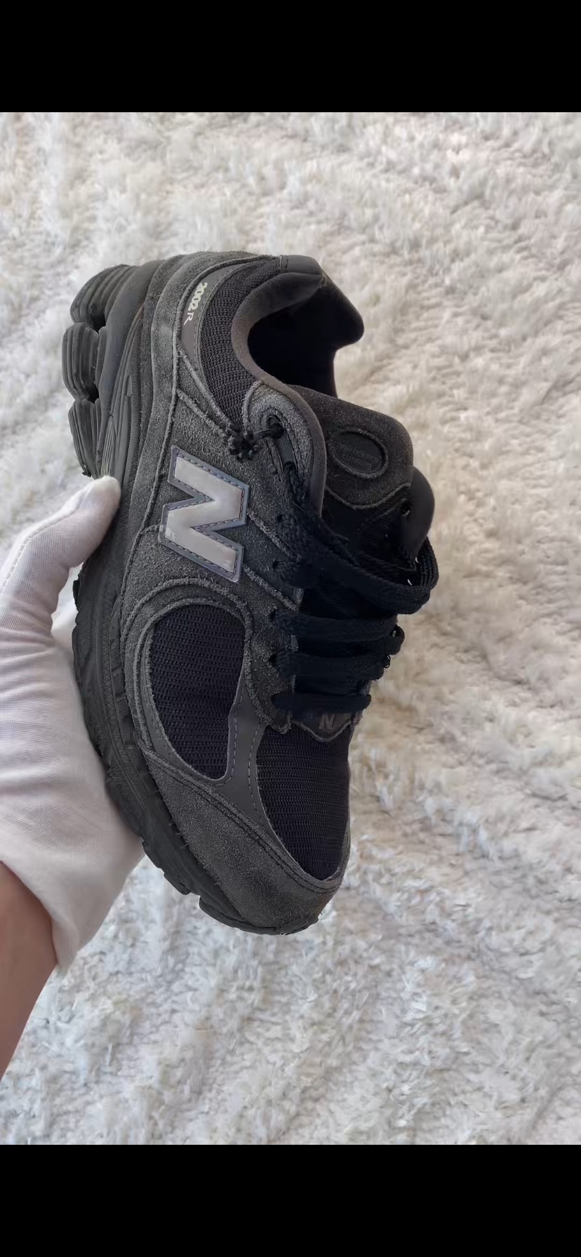 labellechaussure-chaussure-paire-sneakers-nettoyage-perpignan-66-basket-semelle